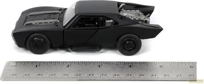 Actual product image Jada Batman Batmobile 2022, 1:32
