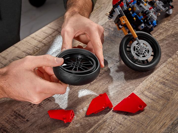 Immagine prodotto LEGO Ducati Panigale V4 R (42107, LEGO Technic)