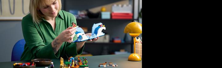 Image du produit LEGO Magie Disney (21352, LEGO Ideas, LEGO difficiles à trouver)