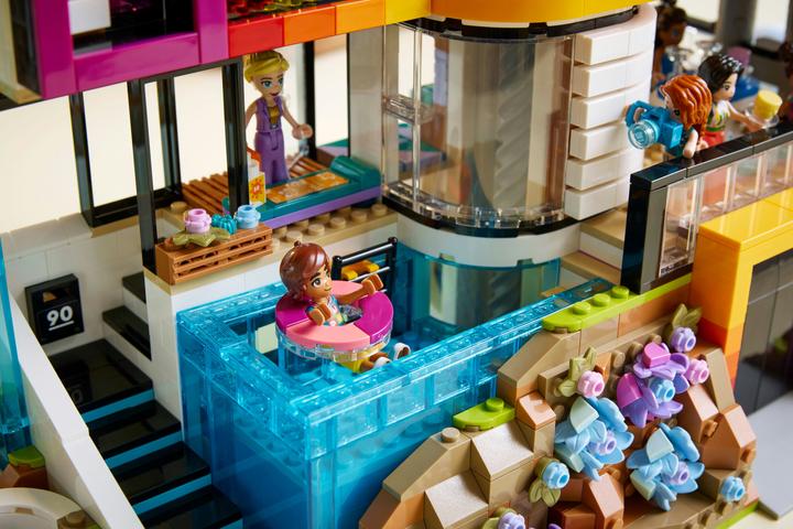 Produktbild LEGO Andreas moderne Villa (42639, LEGO Friends)