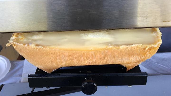 Produktbild Helikopterflug inkl. Raclette (2 Pers.)