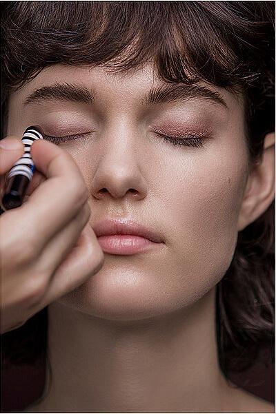 Actual product image Sisley Phyto Eye Twist No 17 (Rose bronze)