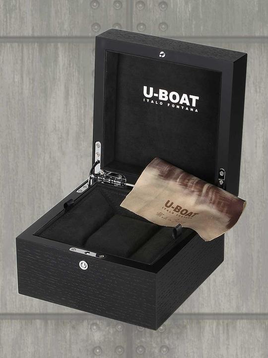 Produktbild U-Boat 8888/A Capsoil Doppiotempo SS GMT 45mm 10ATM (Analoguhr, 45 mm)
