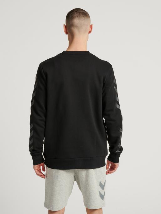 Actual product image hummel Legacy Chevron Sweatshirt (S)