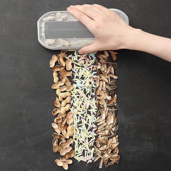 Actual product image JTI Dirt-collecting furniture brush (1 pcs.)