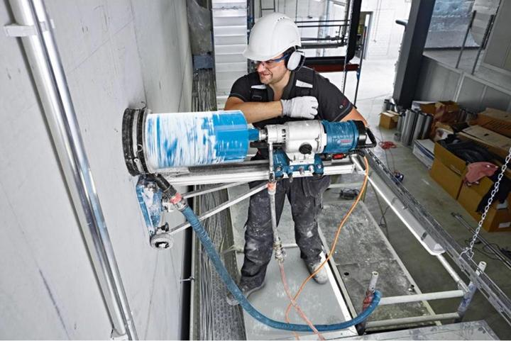 Actual product image Bosch Professional Zubehör PRO Core Cutter wet, 132 x 450 mm, 1 1/4-inch UNC (132 millimetres)