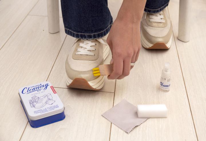 Productafbeelding Kikkerland Sneaker schoonmaakset (4 x, 10 ml)