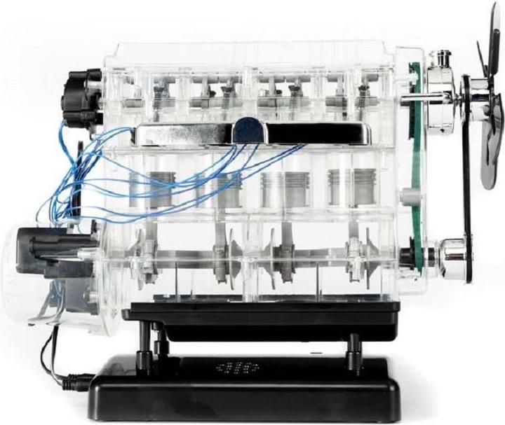 Actual product image Franzis 4-cylinder engine