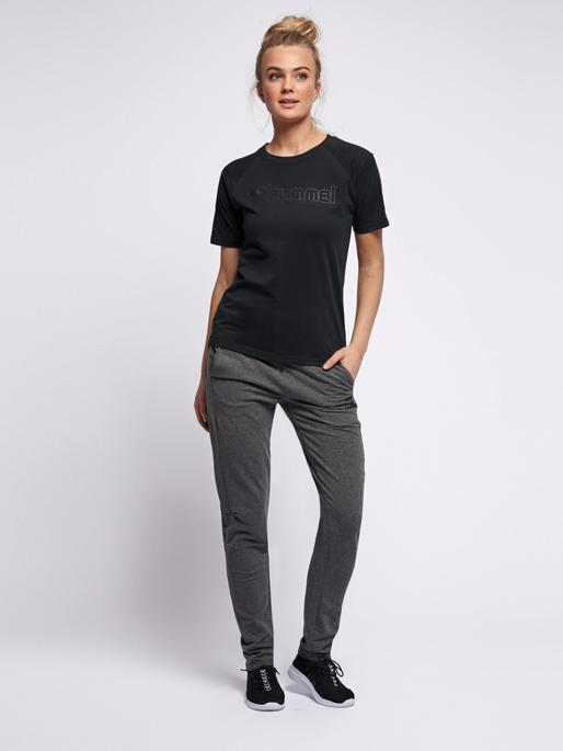 Actual product image hummel Zenia T-Shirt S/S (S)