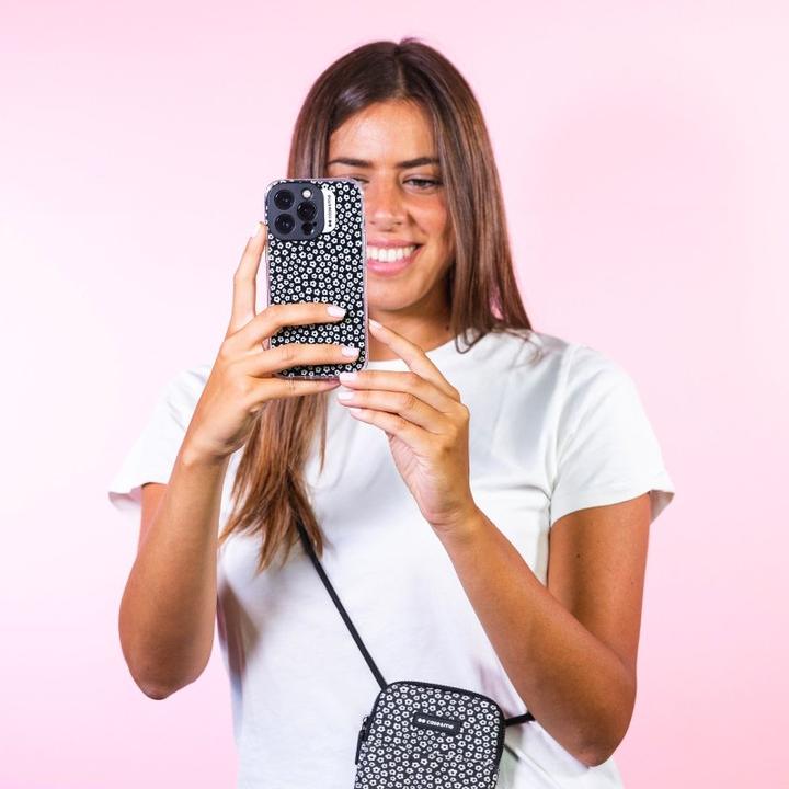 Actual product image Caseme Cover (Apple iPhone 14 Pro)