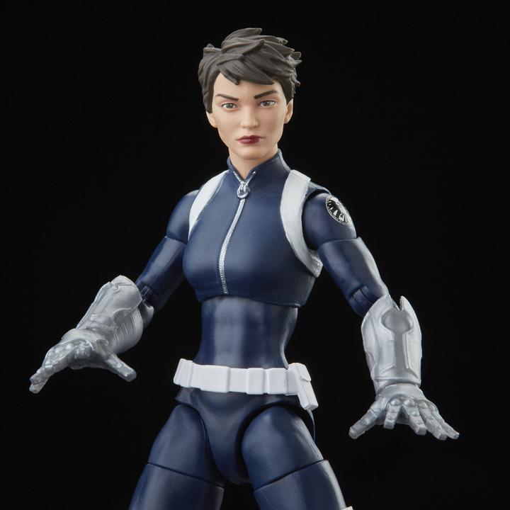 Image du produit Hasbro Legends Series Marvel's Quake, figurine de 15 cm à collectionner, 5 accessoires
