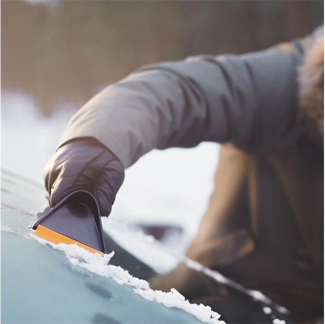 Actual product image Fiskars Cleaning scraper