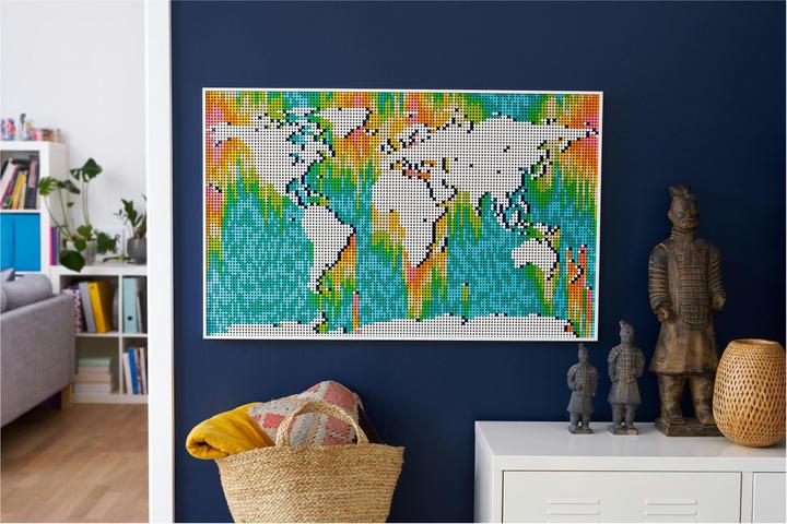 Actual product image LEGO World map (31203, LEGO Art, LEGO Rare Sets)