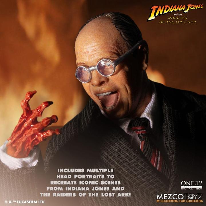 Image du produit Mezco Toys Indiana Jones figurine 1/12 Major Toht and Ark of the Covenant Deluxe Boxed Set 16 cm