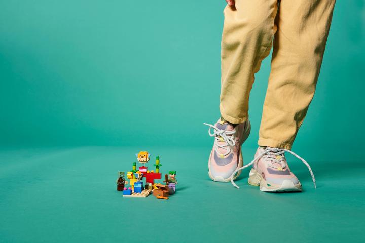 Actual product image LEGO The coral reef (21164, LEGO Minecraft)