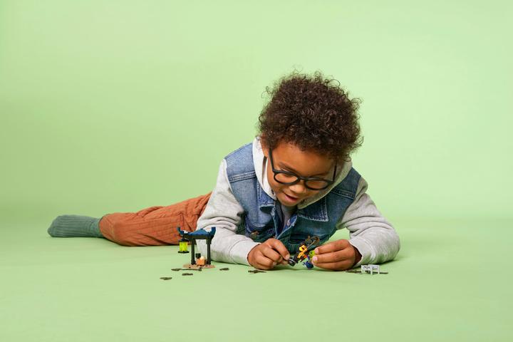 Produktbild LEGO Kampfset: Cole vs. Geisterkämpfer (71733, LEGO Ninjago)