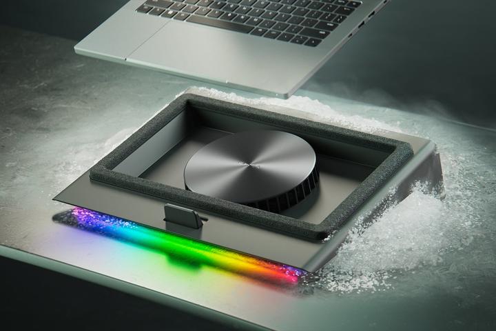 Actual product image Razer NB Acc Laptop Cooling Pad