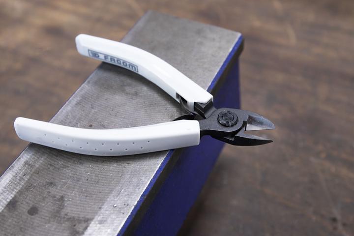 Image du produit Facom PINCE COUPANTE 405.12 (110 mm)