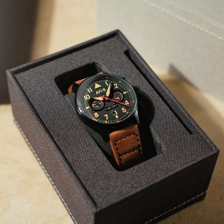 Immagine prodotto AVI-8 AV-4088-03 Carey Dual Time 44mm 5ATM (Orologio da polso analogico, 44 mm)