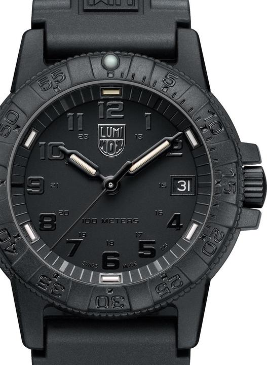 Luminox Leatherback Sea Turtle 0300 Series (Analoguhr, Swiss Made, 39 mm)