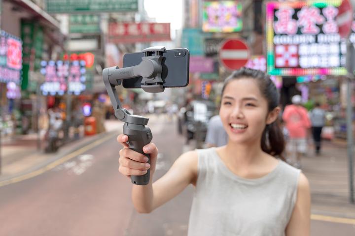 Actual product image DJI Osmo Mobile 3 smartphone gimbal (0.20 kg)