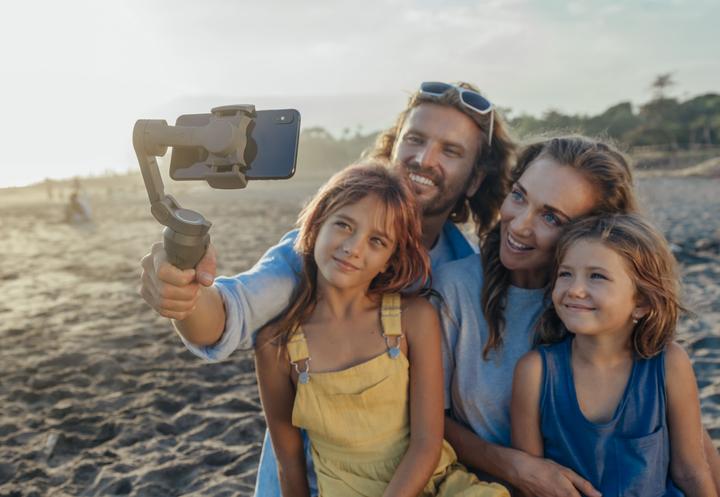Actual product image DJI Osmo Mobile 3 smartphone gimbal (0.20 kg)