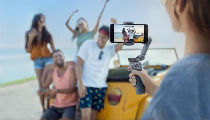 Actual product image DJI Osmo Mobile 3 smartphone gimbal (0.20 kg)