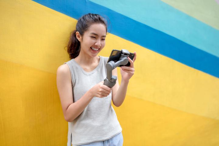 Actual product image DJI Osmo Mobile 3 smartphone gimbal (0.20 kg)