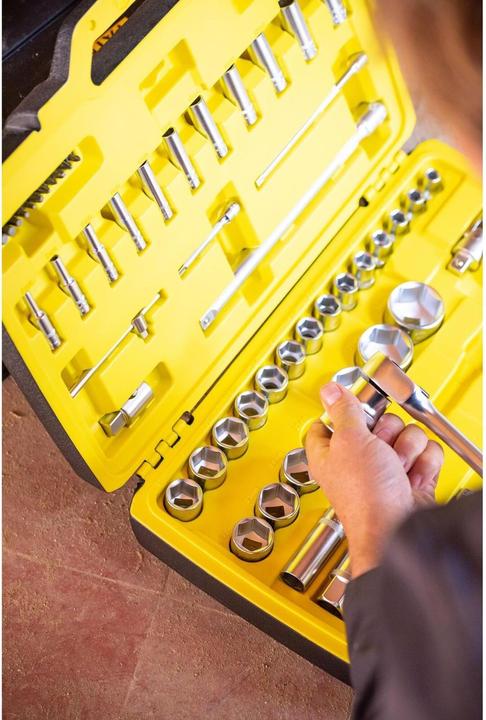 Produktbild Stanley Steckschluessel Set ½ Zoll + ¼ Zoll, 81teilig