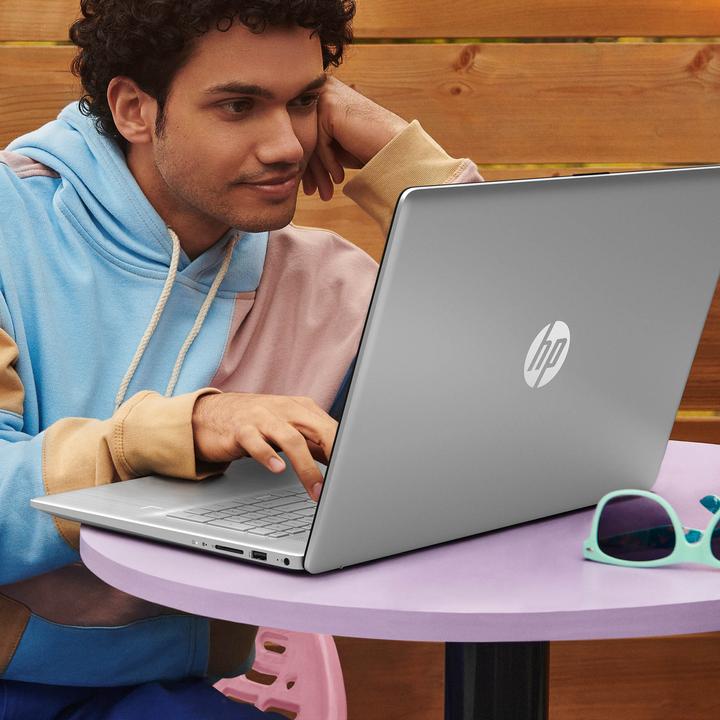 Image du produit HP Hewlett-Packard ordinateur portable 17-cn4757nz (17.3", Intel Core 7, 16 Go (17.30", Intel Core 7 150U, 16 Go, 1000 Go, CH)