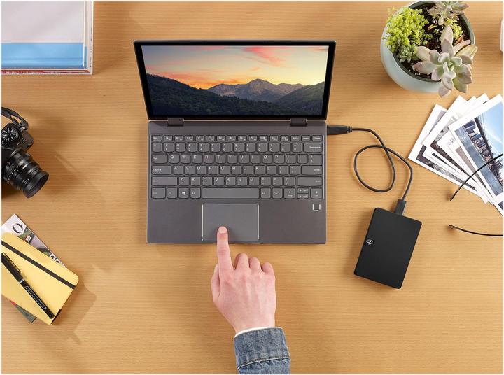 Actual product image Seagate Expansion Portable (4 TB)