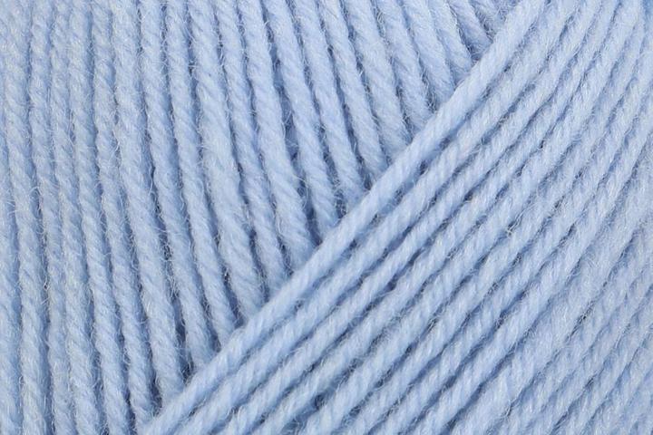 Actual product image 4-ply 01063 baby blue approx. 210 m 50g