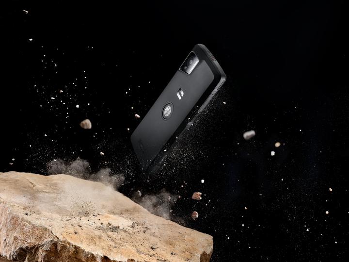 Actual product image Crosscall Stellar-M6 (128 GB, Black, 6.10", Hybrid Dual SIM, 50 Mpx, 5G)