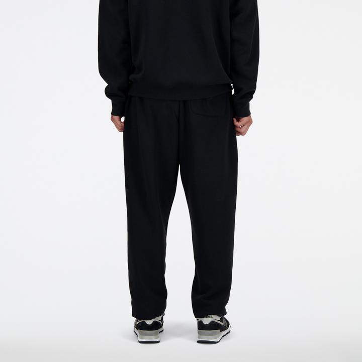 Black (BK)
