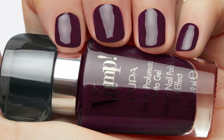 Immagine prodotto Pupa Milano Vamp! Smalto profumato intrepido rosso nero 304 (304 Intrepid Rosso-Nero, Smalto)
