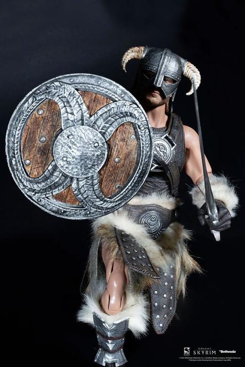 Produktbild Purearts The Elder Scrolls V: Skyrim - Deluxe Dragonborn 1:6 Scale Figure