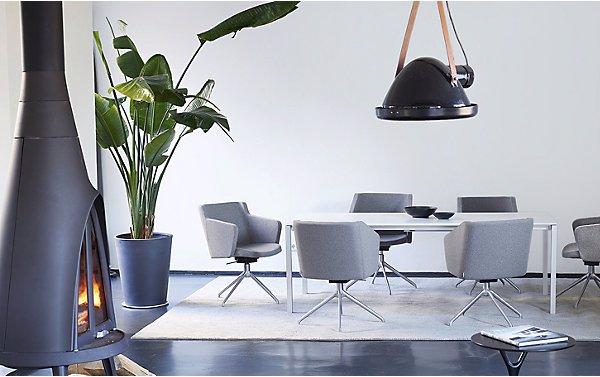 Actual product image Topstar SFH meeting room armchair, 3D seat joint and aluminium five star base, light