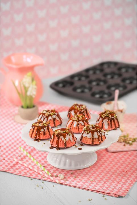 Produktbild Kaiser Inspiration Gugelhupf-Muffinform für 12 Muffins 38 x 27cm Standardgrösse