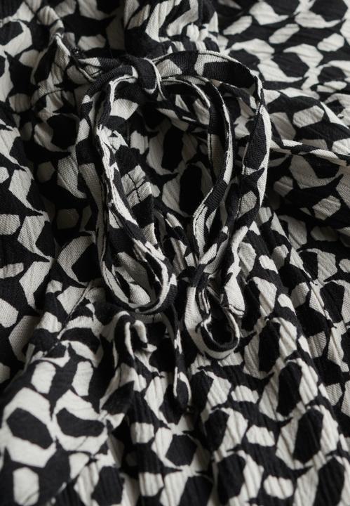 Image du produit Superdry Robe portefeuille courte imprimée à manches courtes (10)