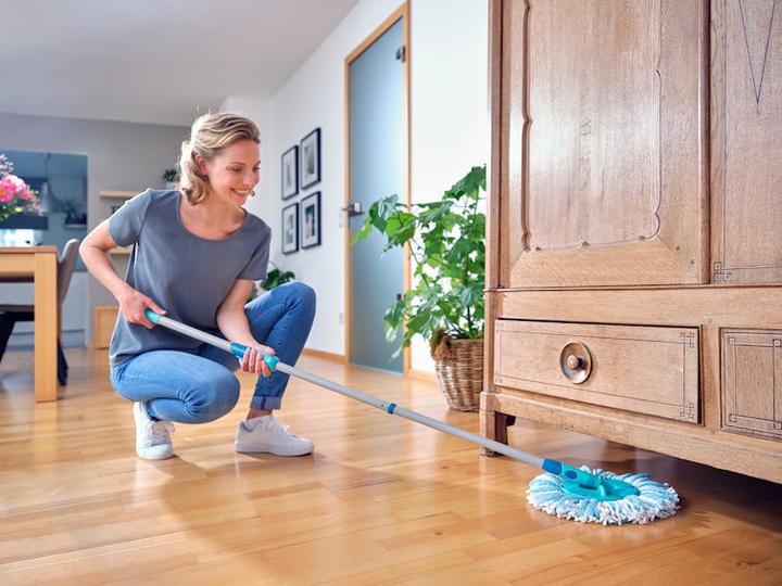 Actual product image Leifheit CLEAN TWIST Ergo Disc Mop Set (1 pcs.)