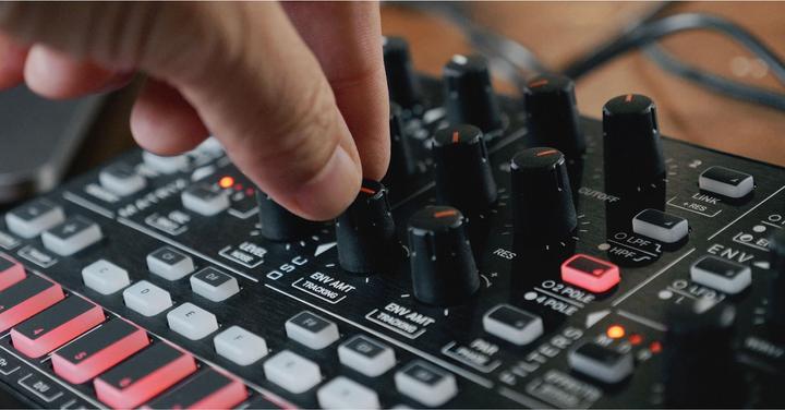 Image du produit IK Multimedia UNO Synth PRO X