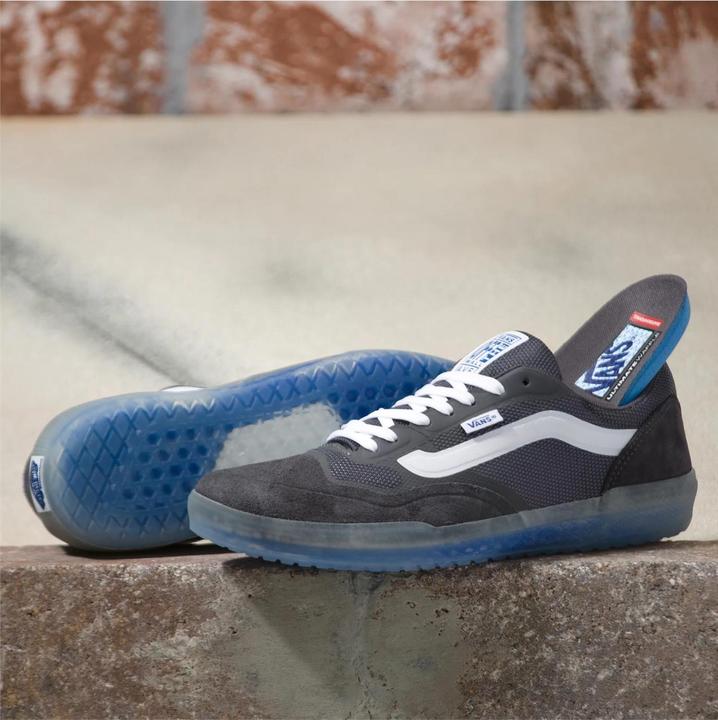 Actual product image Vans AVE Pro (37)