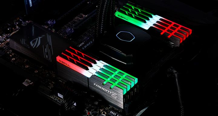Actual product image G.Skill Trident Z RGB (8 x 8GB, 4000 MHz, DDR4-RAM, DIMM)