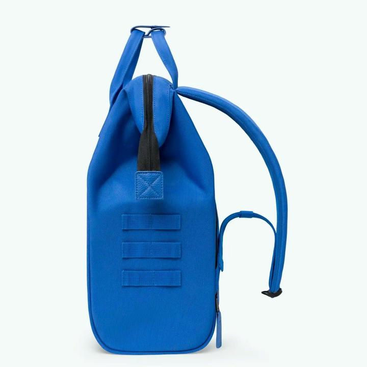 Actual product image Cabaia Medea Medium Size