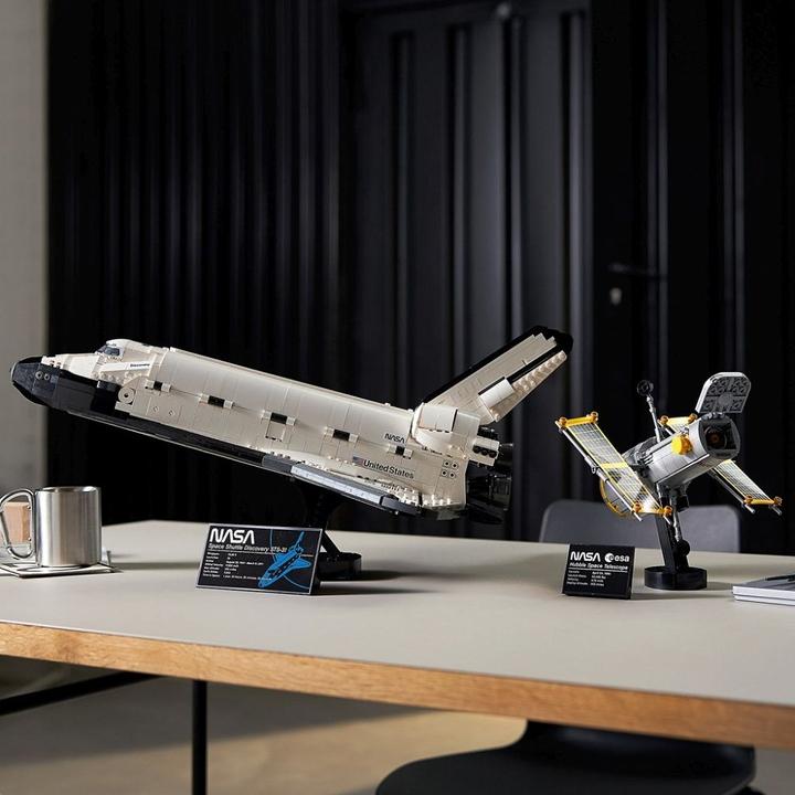 Produktbild LEGO NASA-Spaceshuttle Discovery (10283, LEGO Seltene Sets)
