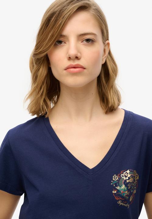 Actual product image Superdry Suika Metallic Relaxed Vee Tee (8)