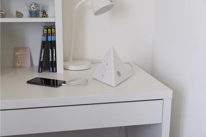Actual product image Max Hauri Pyramid Soft-Touch surface (4 x, USB-A, USB-C, Type 12, 2.50 m)