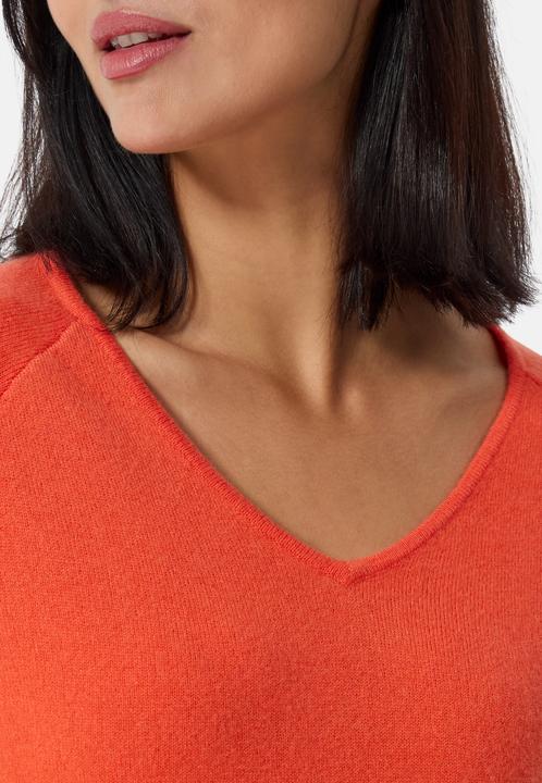 Actual product image Cash-Mere Kaschmir V-Ausschnitt Pullover mit Seitenschlitzen (L)