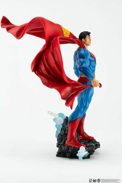 Actual product image Pure Arts Superman PX PVC Statue 1/8 Superman Classic Version 30 cm