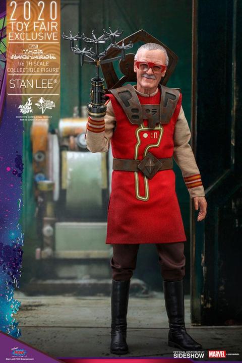 Produktbild Hot Toys Thor Ragnarok “Stan Lee” 2020 Toy Fair Exclusive 1/6 Actionfigur